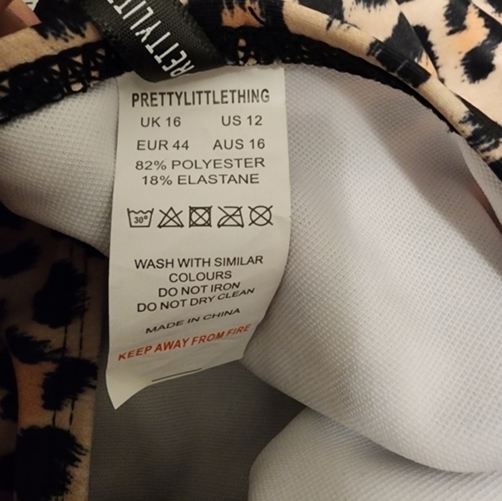 Pretty little thing high waisted cheetah‎ print bottoms Size 12 - Picture 5 of 5